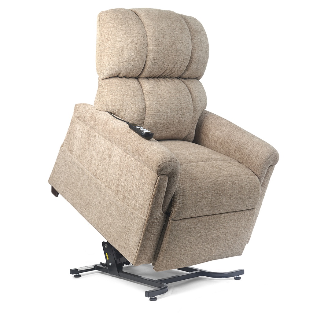Golden Technology Comforter with MaxiComfort 
 MED SANDSTROM